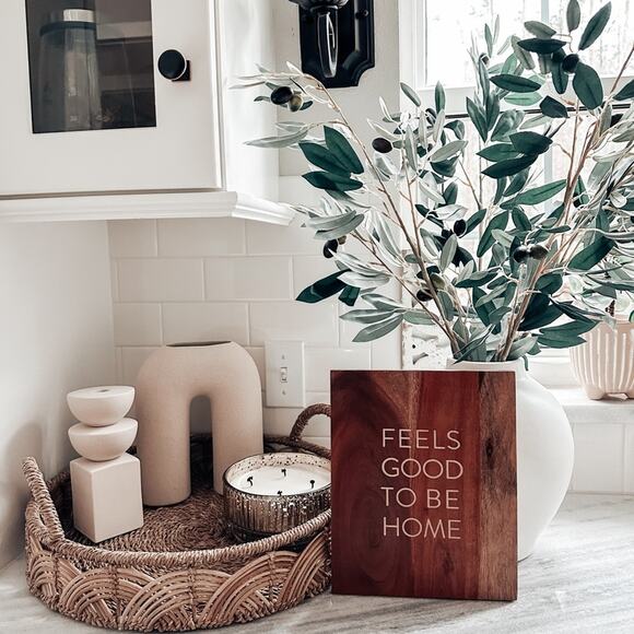 Magnolia Hearth & Hand Feels Good to be Home wood sign Joanna Gaines farmhouse - Picture 1 of 5